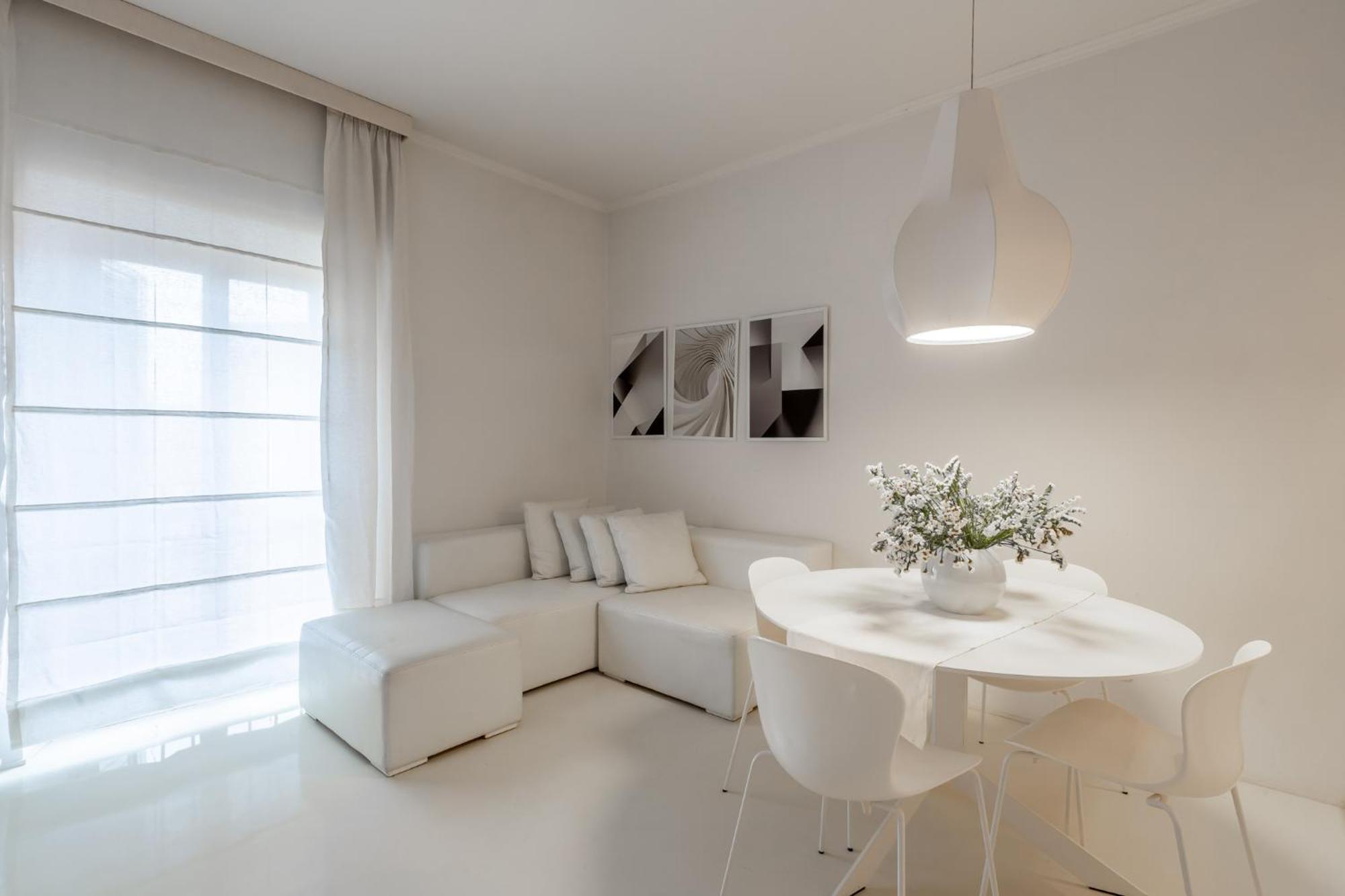 Luxury White Apartment Рим Екстериор снимка